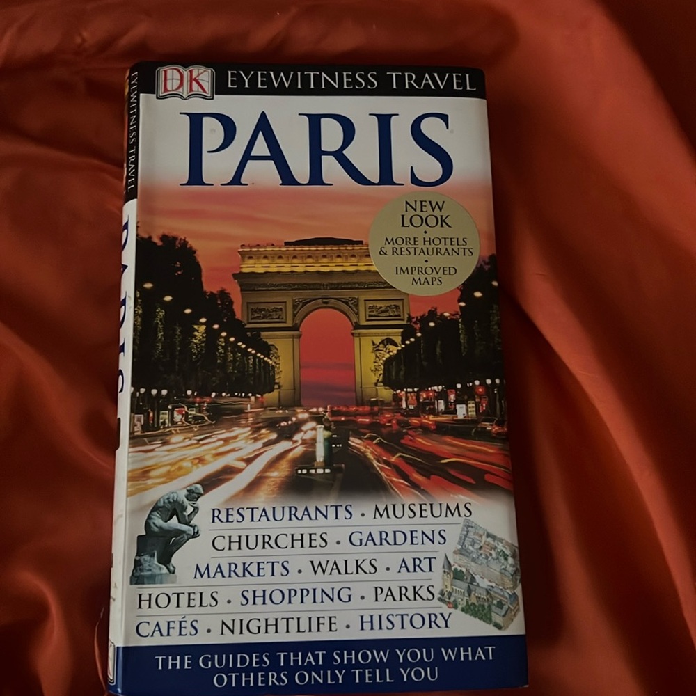 I witness travel, Paris